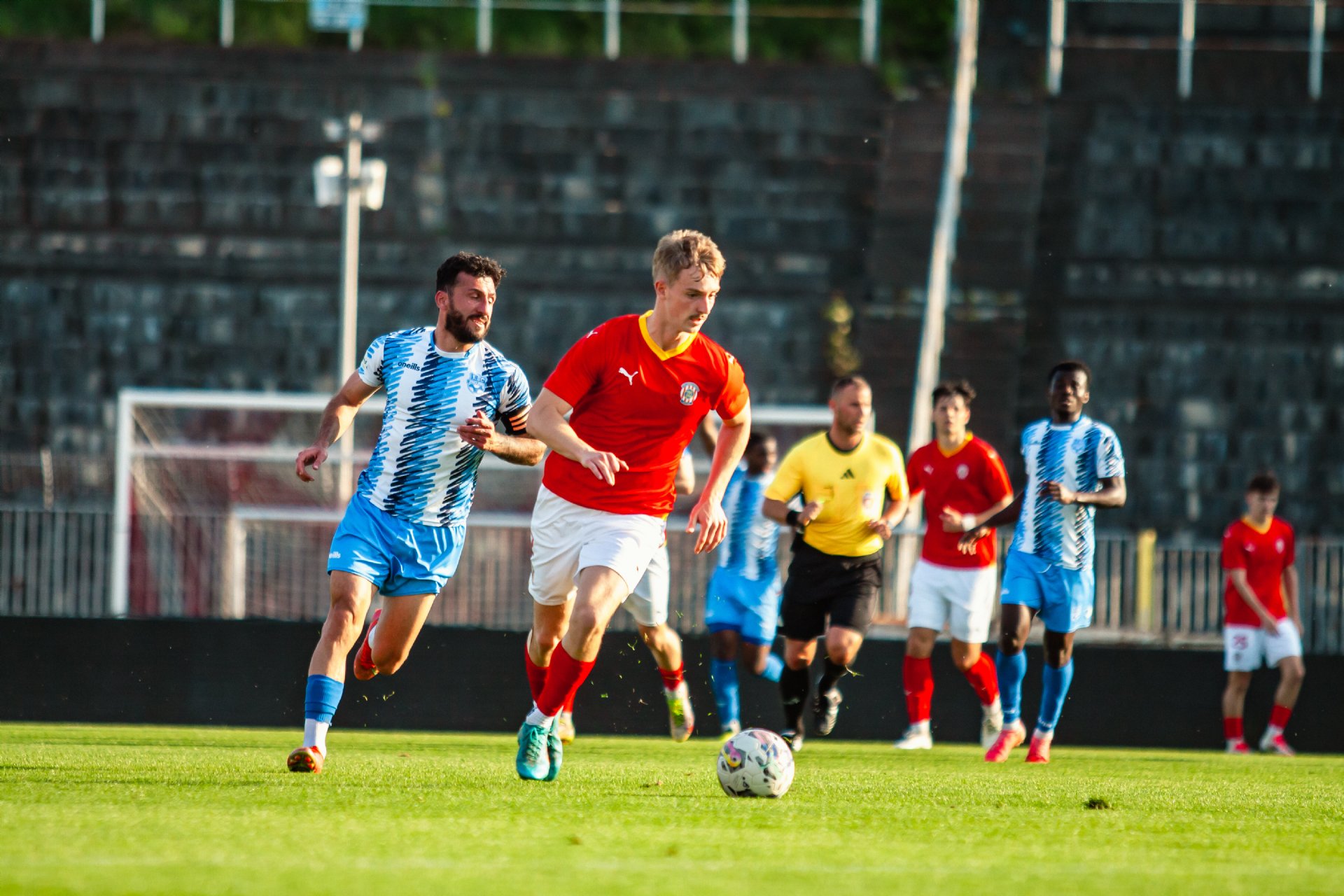 Rezerva Zbrojovky ve vlo�en�m kole remizovala se Znojmem