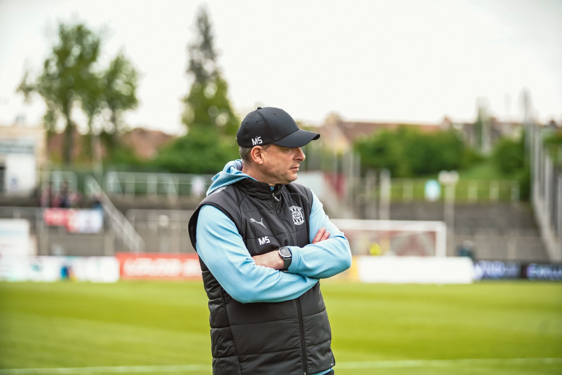 Hodnocen� tren�ra Sv�d�ka po v�h�e nad �i�kovem