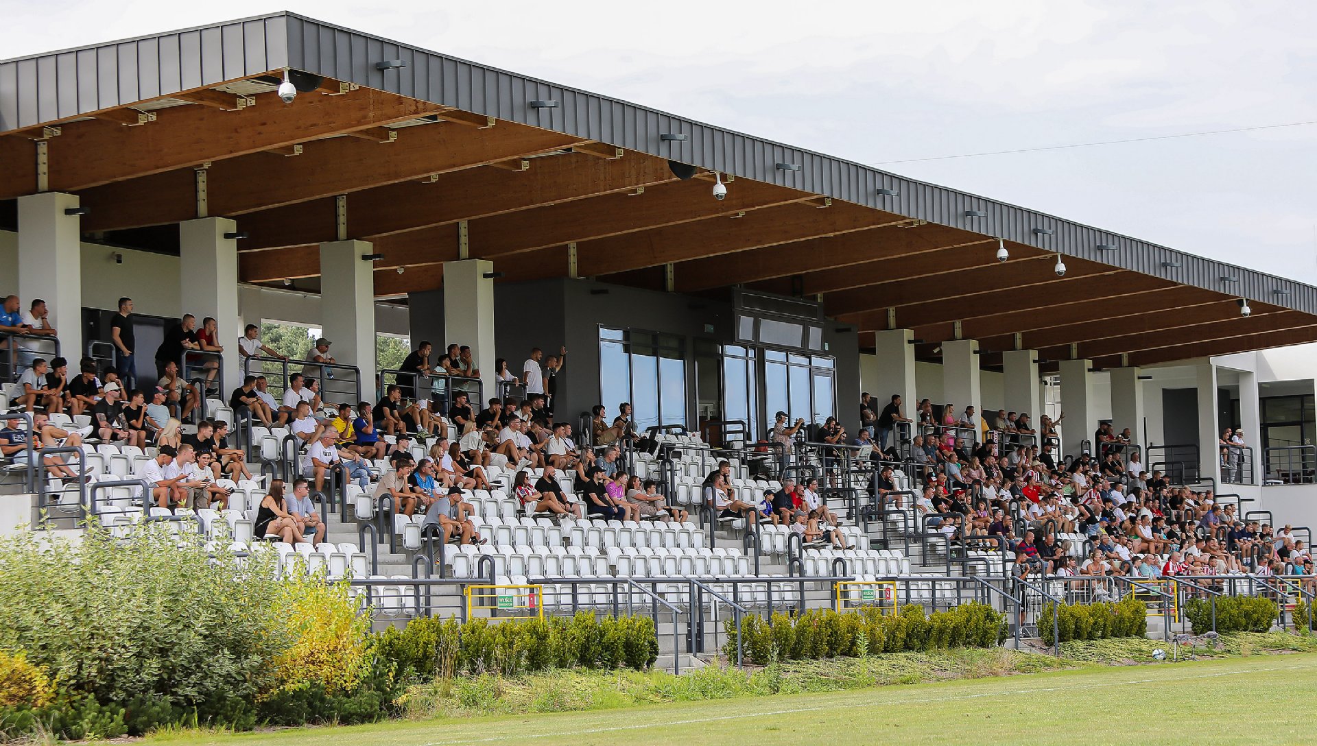 Zbrojovka m��� na letn� soust�ed�n� do Krakova