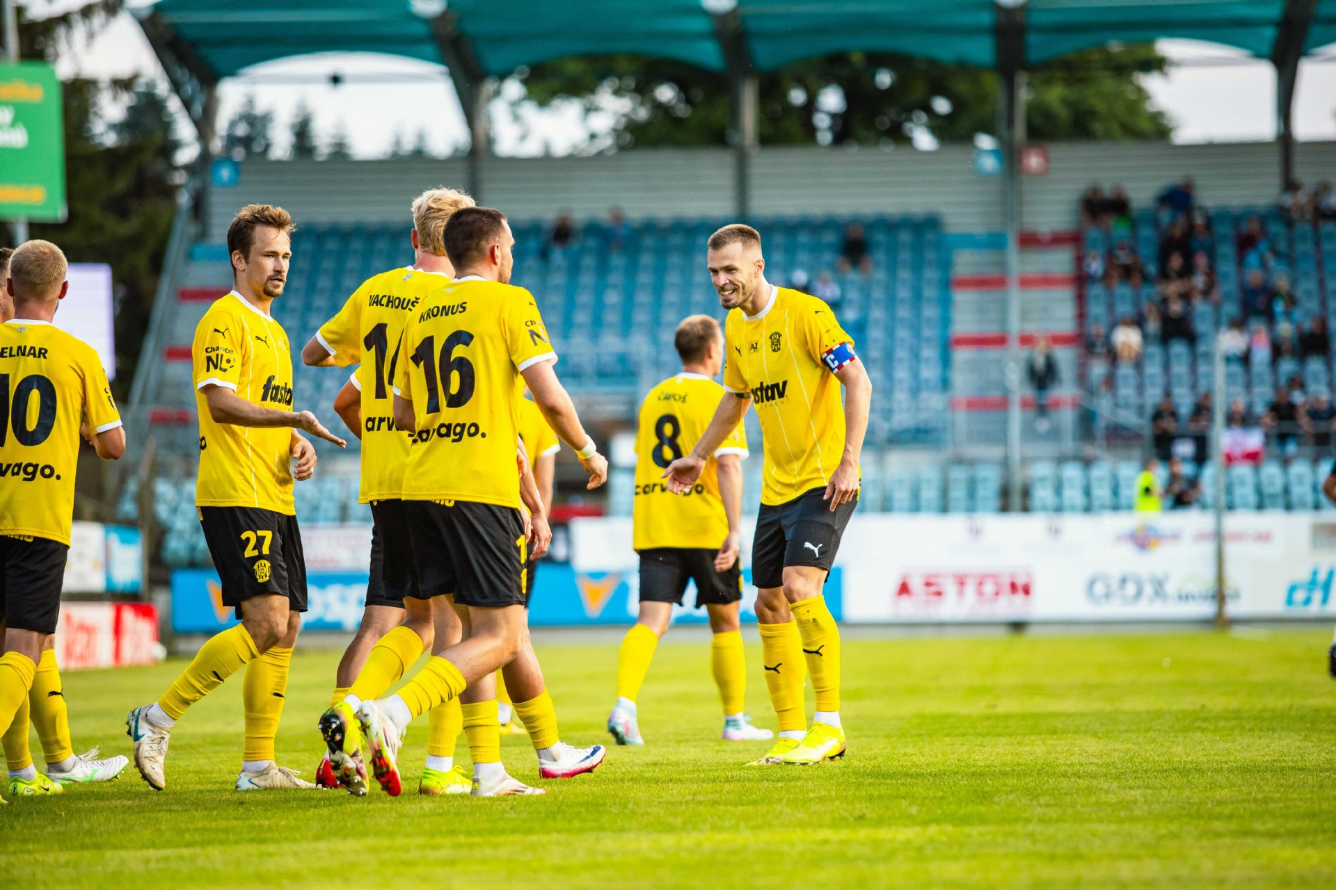 Tiskov� konference po v�h�e nad �esk�mi Bud�jovicemi