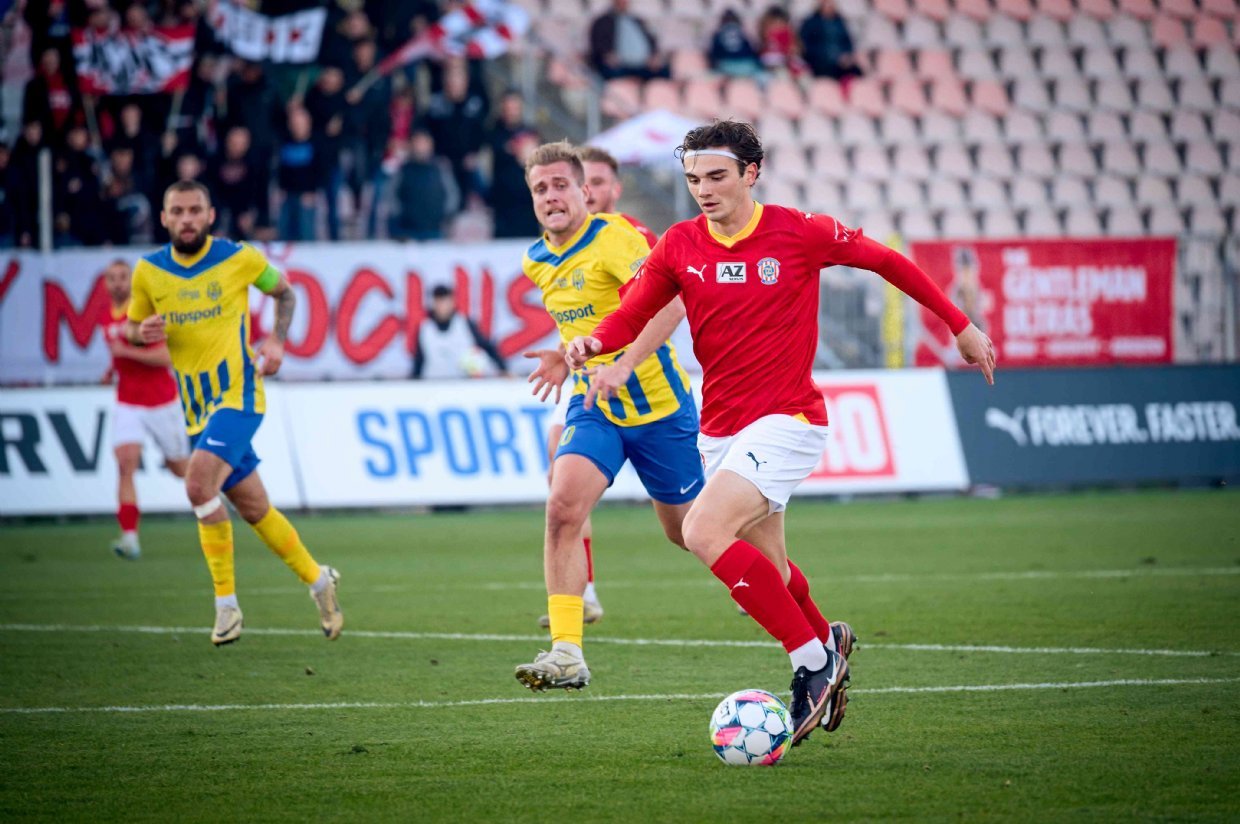 Lucas Kubr p�estoupil do Hradce Kr�lov�