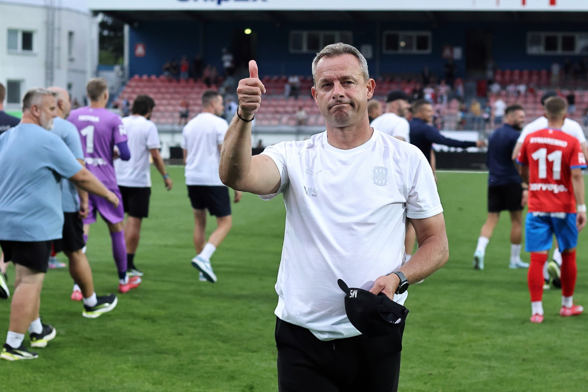 Hodnocen� tren�ra Sv�d�ka po drtiv� v�h�e nad P��bram�