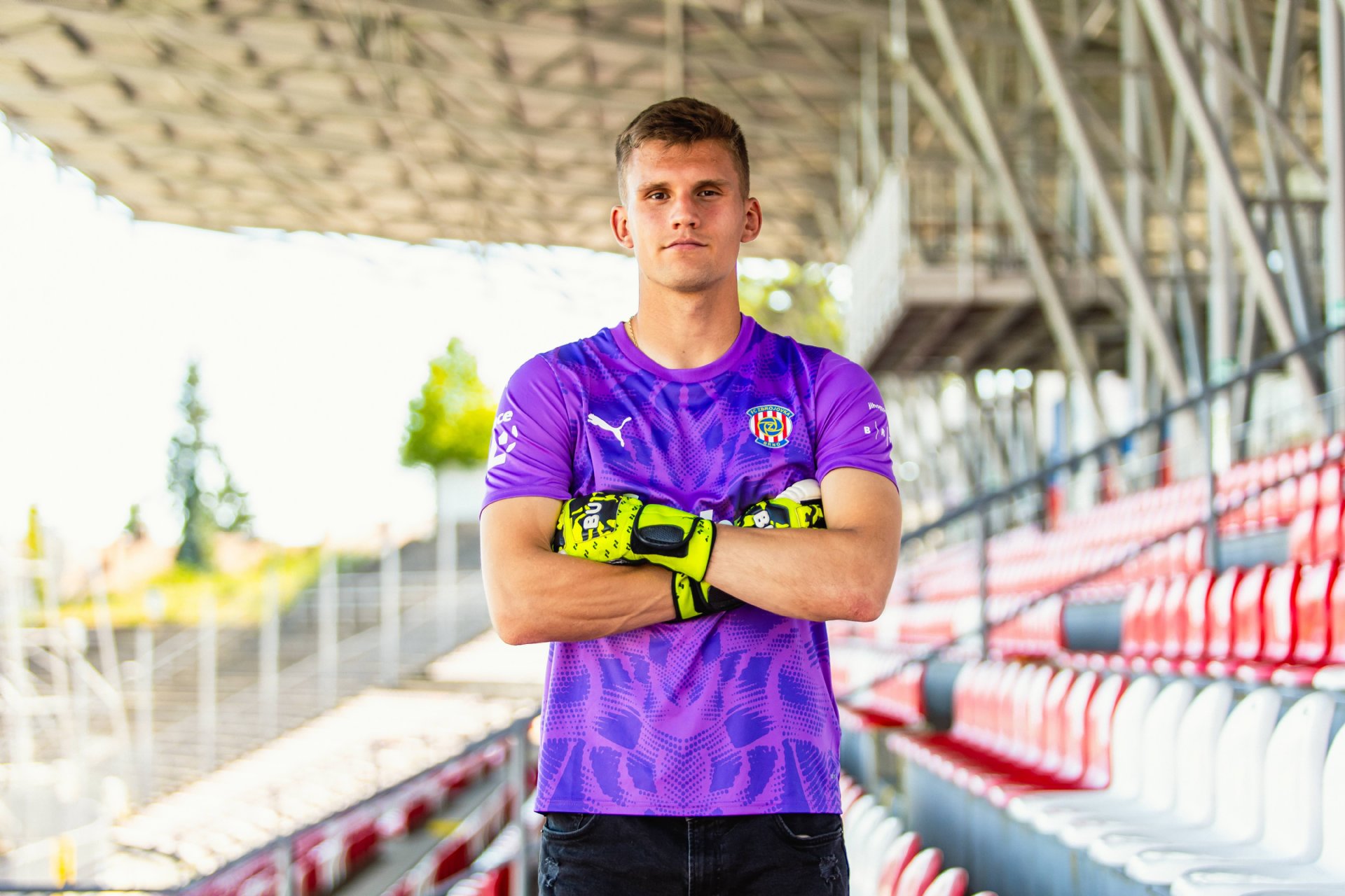 Zbrojovka p�ivedla na hostov�n� slovensk�ho brank��e Mat��e Sl�vi�ka