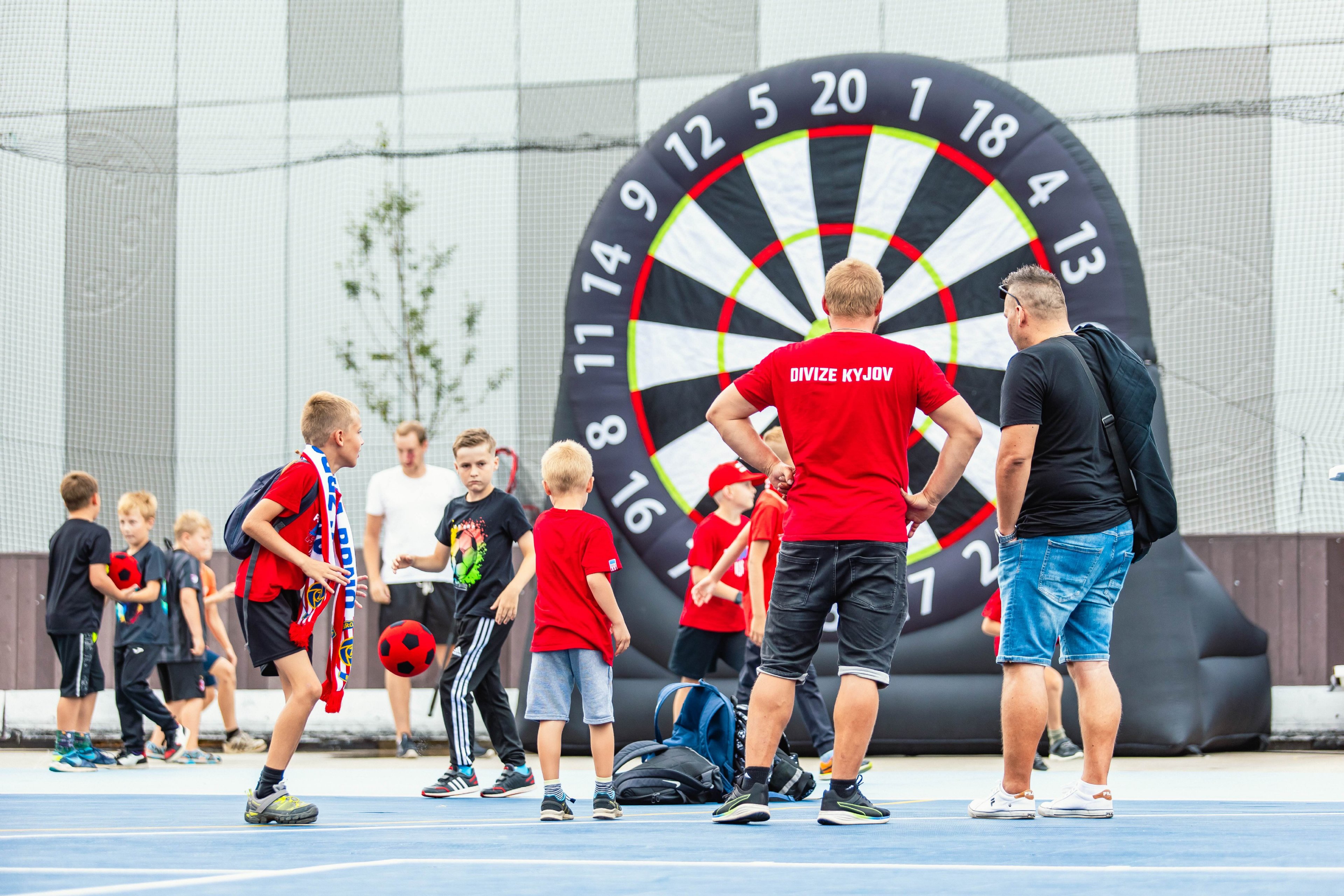 Pr�zdninov� rozlu�ka se Zbrojovkou: fanz�na pln� z�bavy, chut� a dobr�ch skutk�