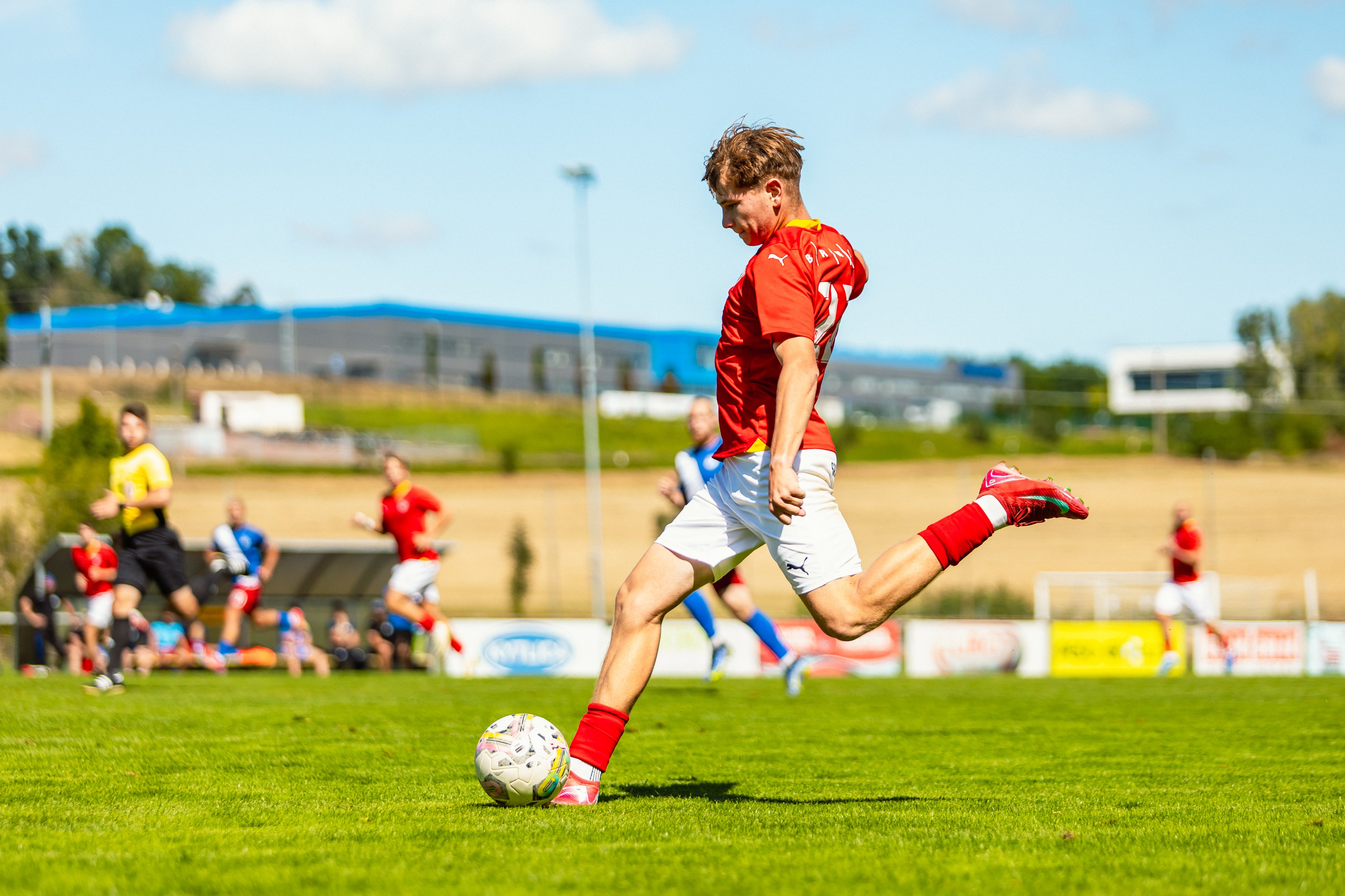 B��ko st�le na dom�c� p�d� nepora�eno. Tentokr�t si poradilo s Hlubinou