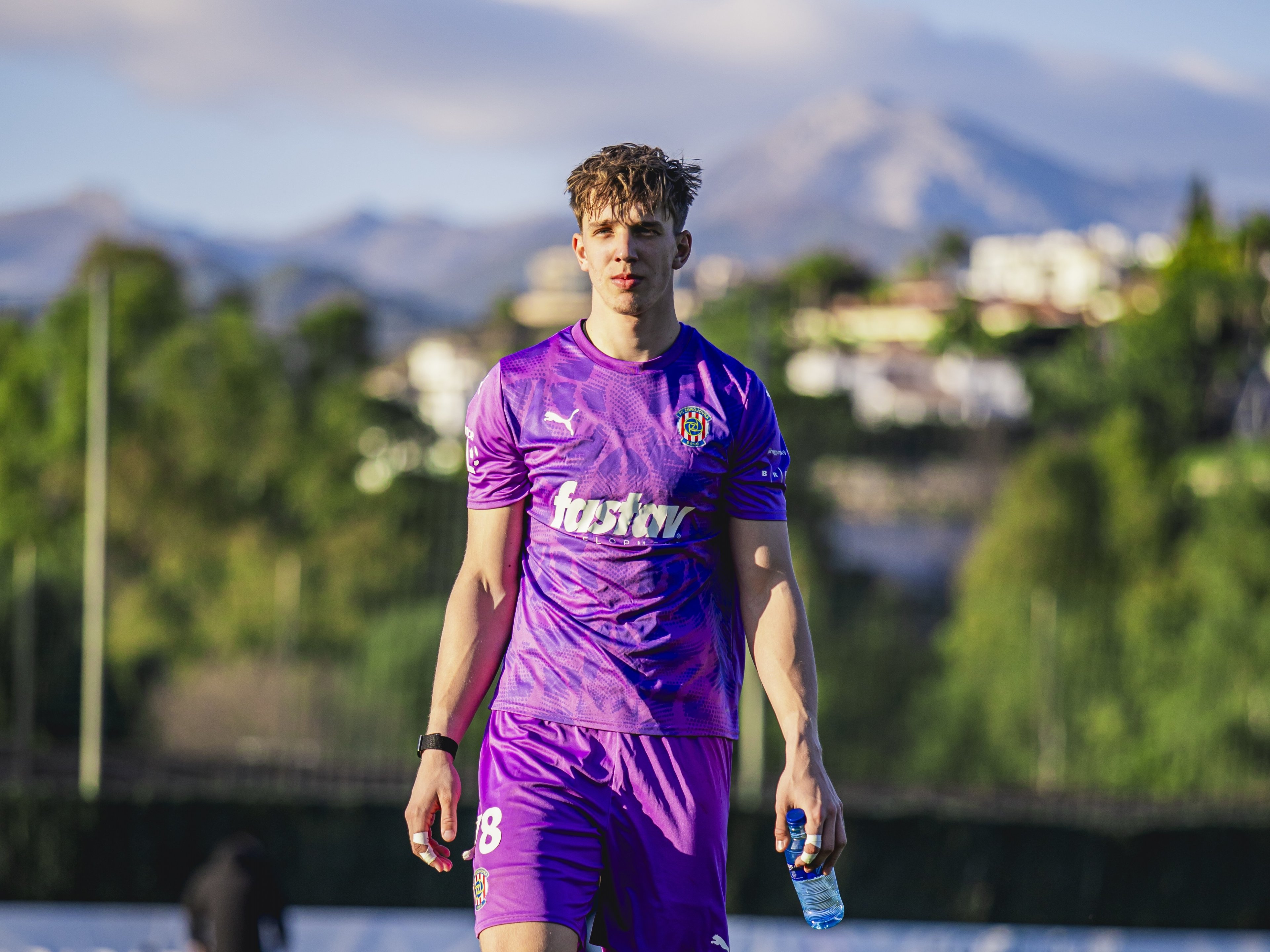 Brank�� Ond�ej Prod�lal prodlou�il smlouvu ve Zbrojovce Brno