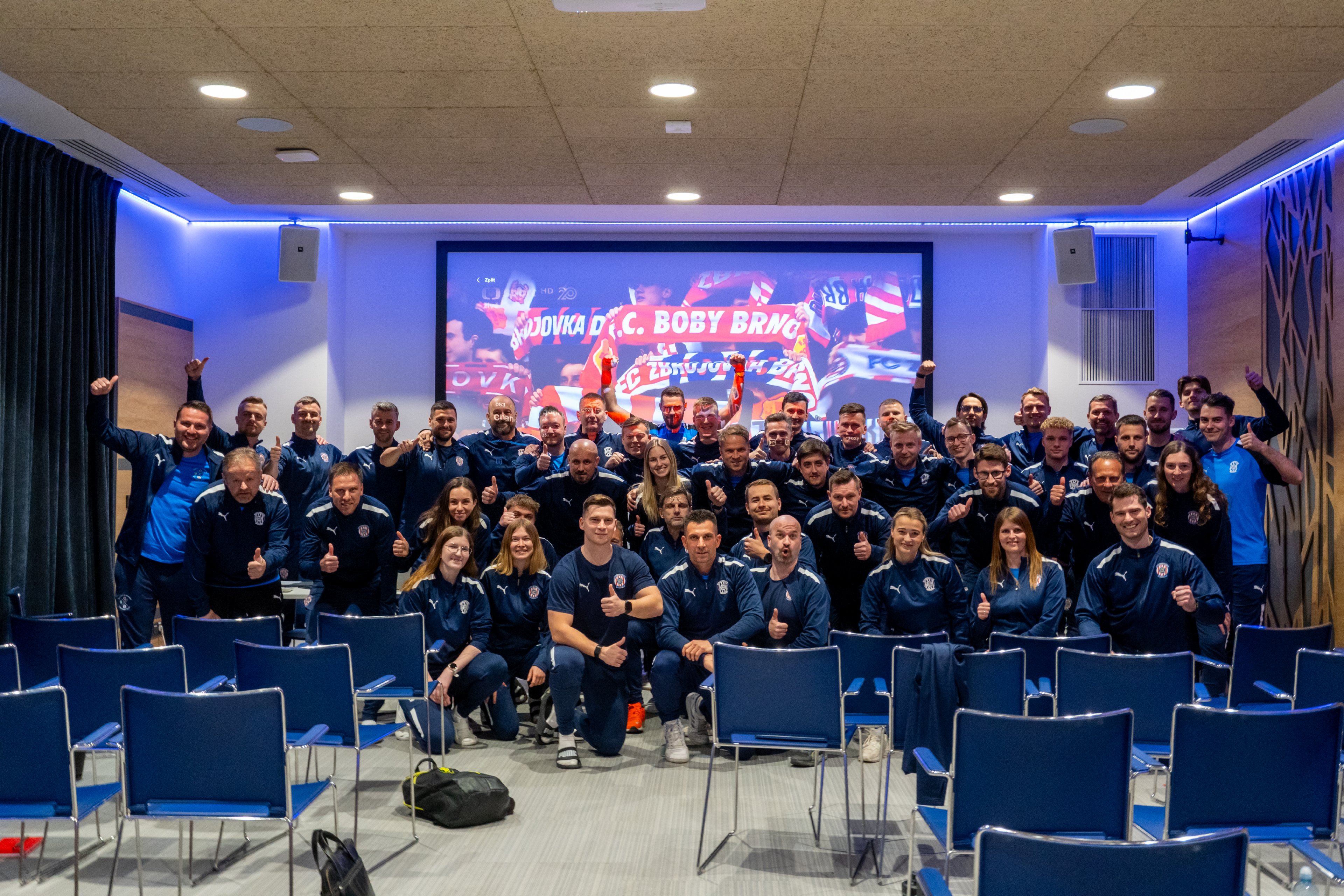 Zbrojovka uspo��dala workshop v Orlick�ch hor�ch