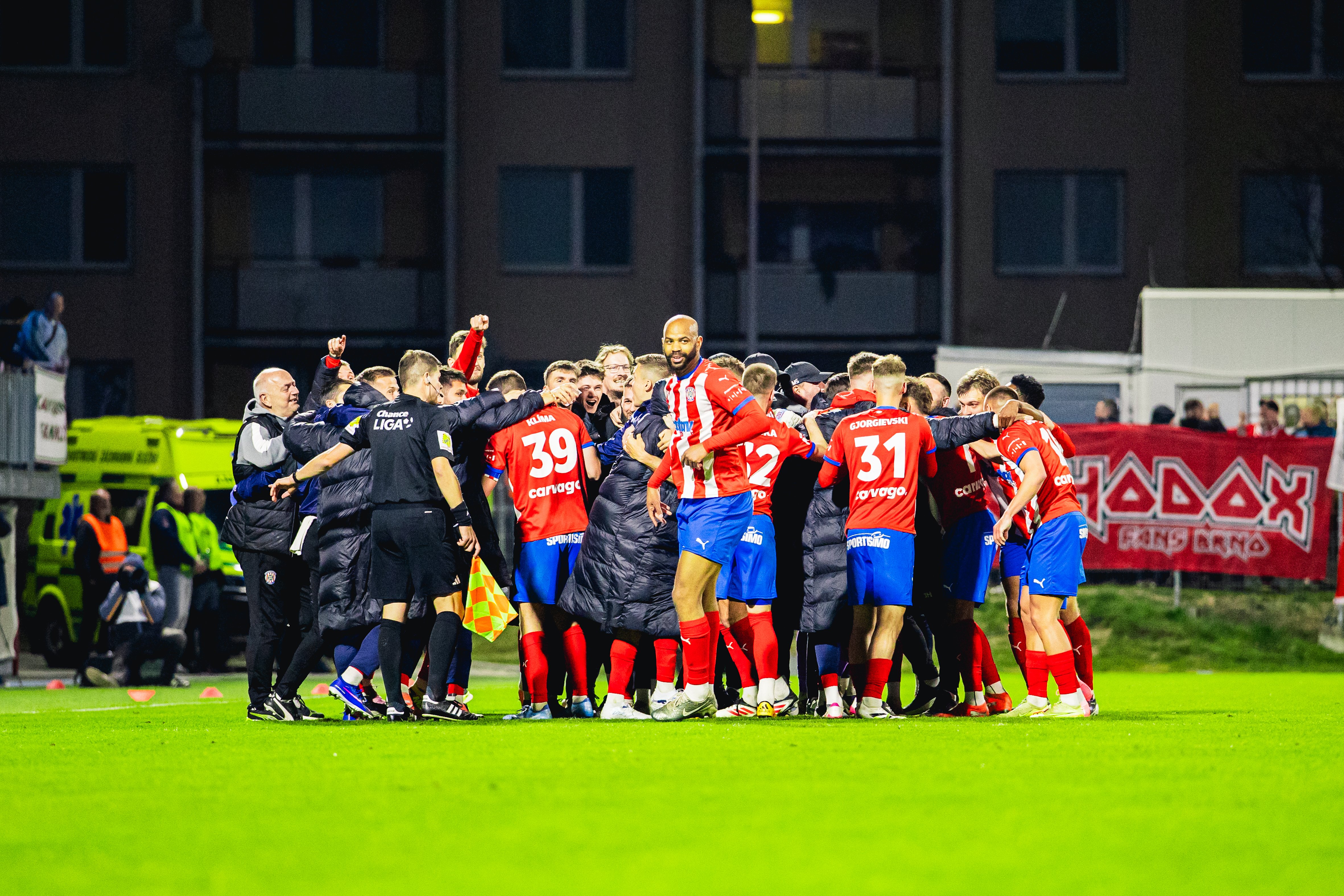 Vorlick� znovu hrdinou! Zbrojovka d�ky jeho dv�ma g�l�m veze z Prost�jova v�hru