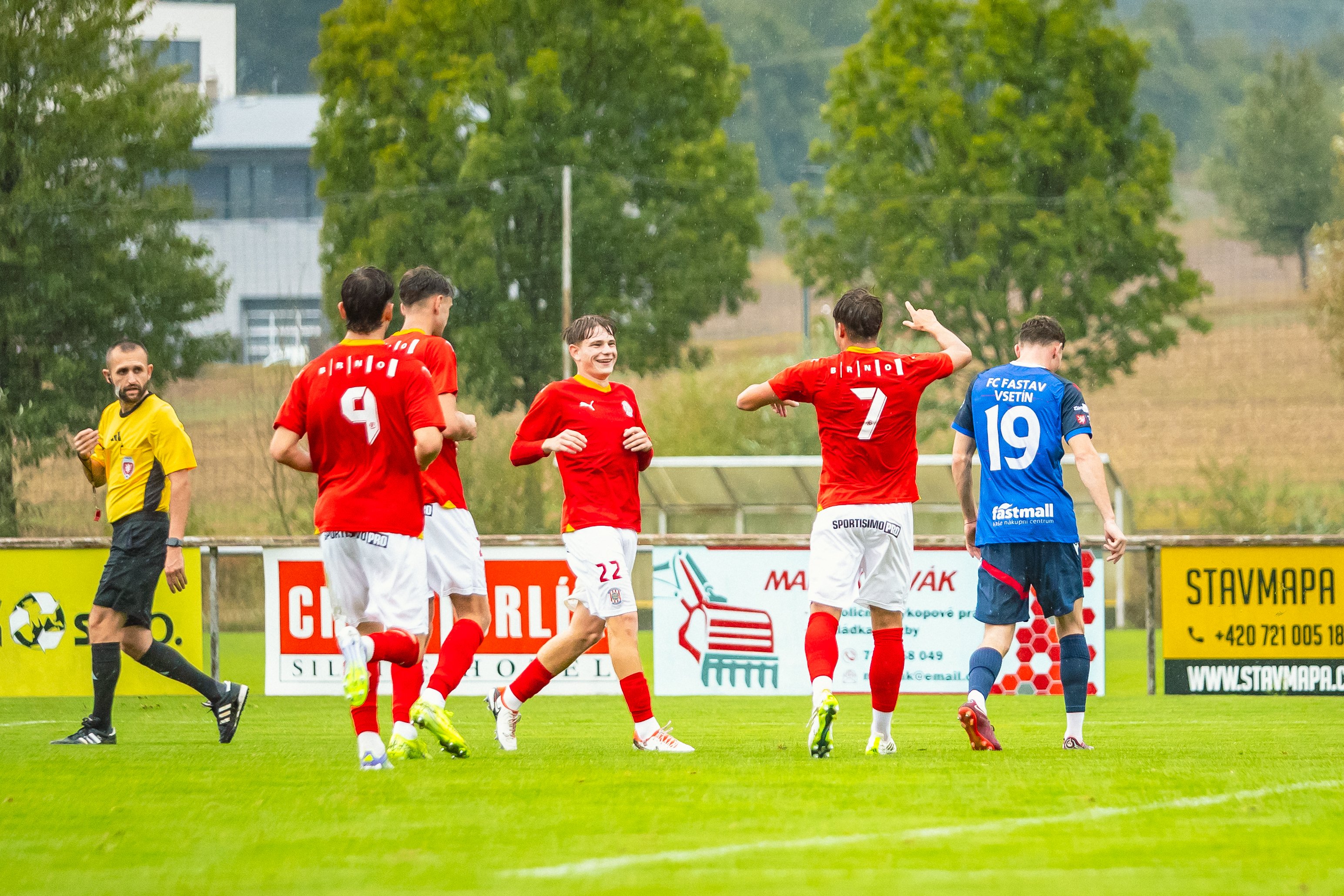 B��ko nezastavil vydatn� d隝 ani g�lmansk� ro��da. Vset�nu nas�zelo t�i g�ly 