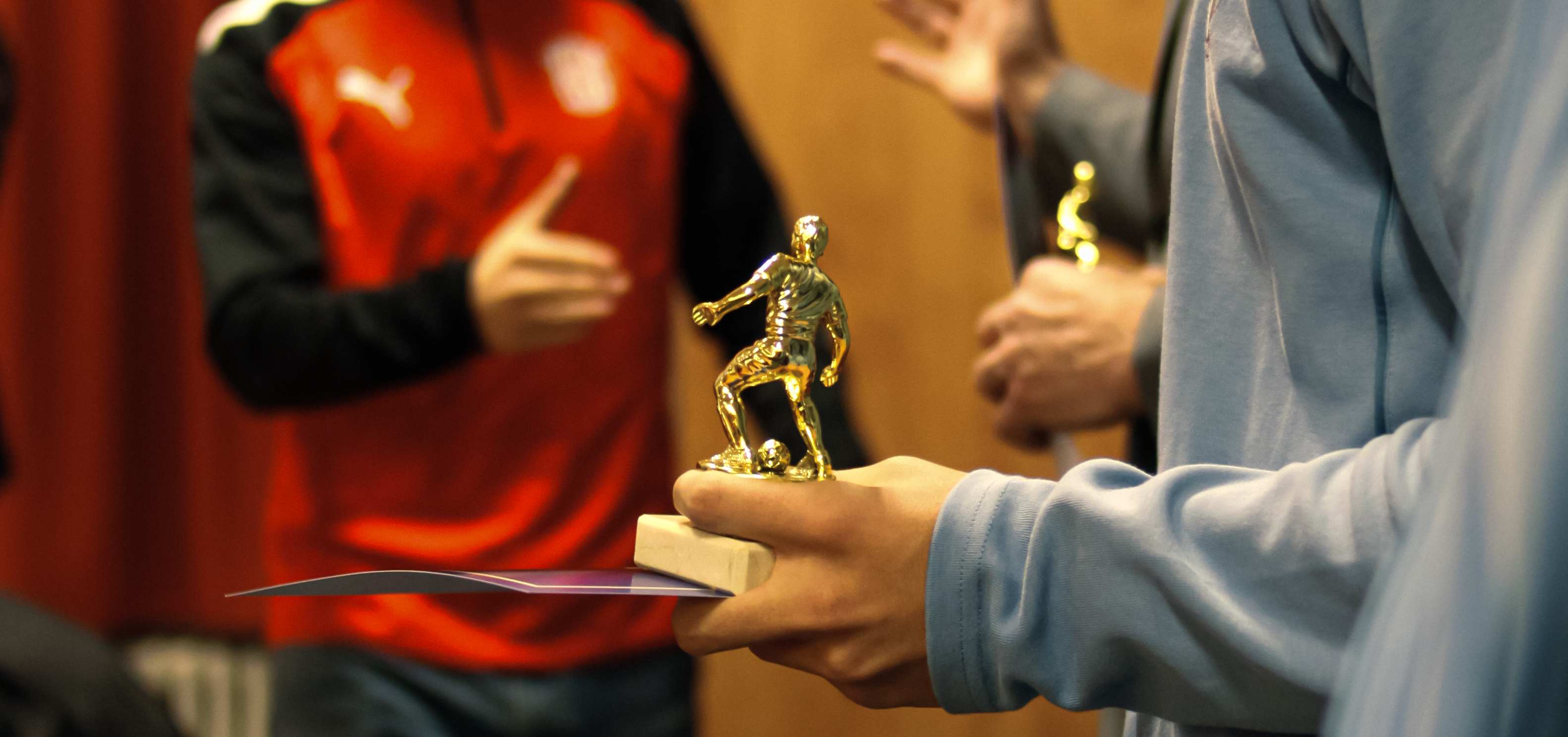 Slavnostn� ocen�n� zbrojov�ck� ml�de�e op�t v hotelu AVANTI