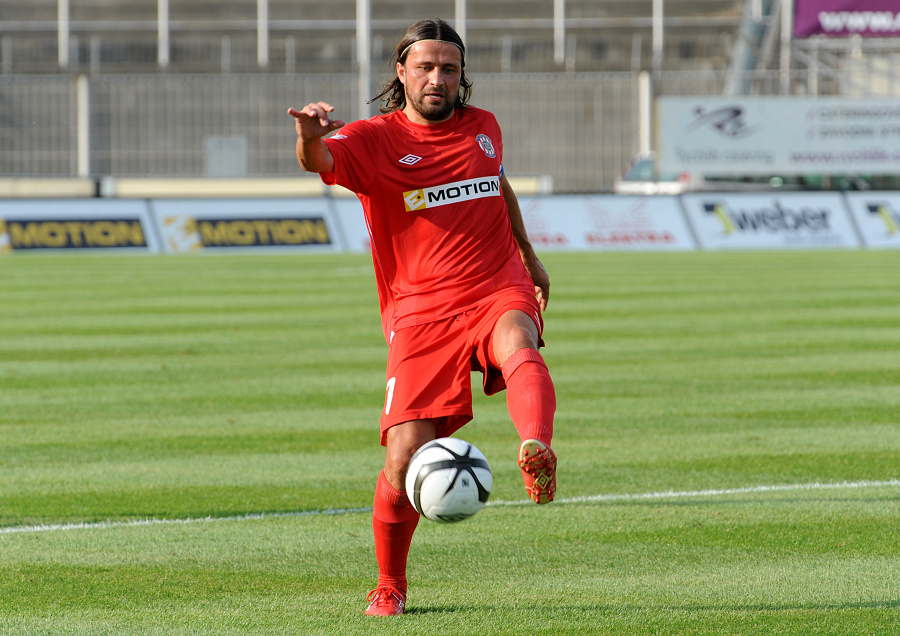 Kapit�n Zbrojovky nedohr�l utk�n� na Julisce, Mezl�ka st�le tr�p� kotn�k