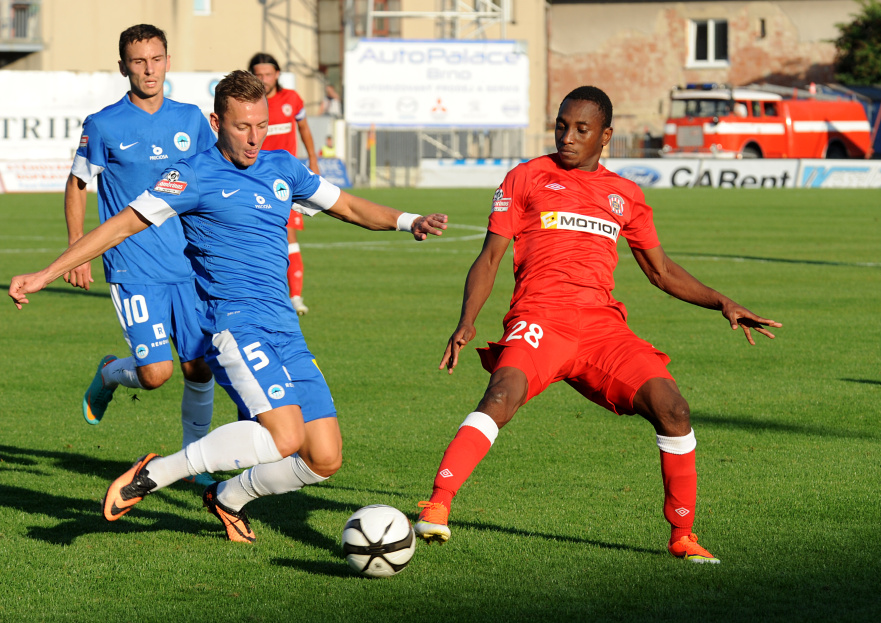 Mohamed Traor� se �sp�n� zotavuje z operace srdce