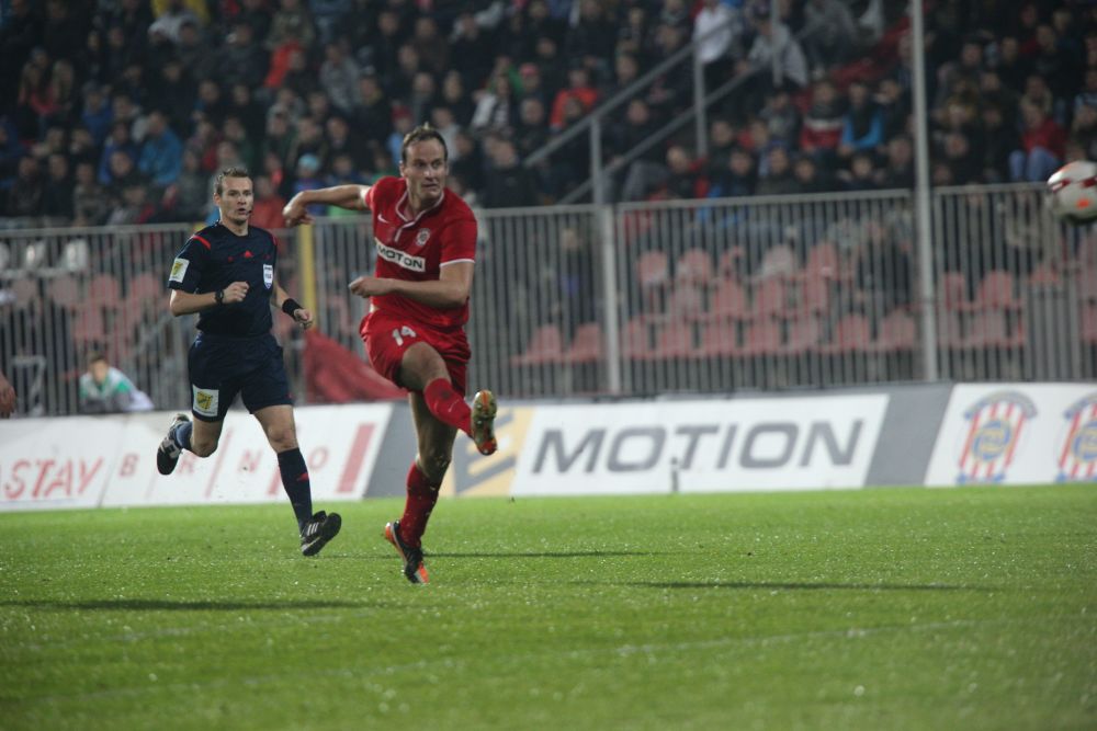 Soupe� n�m vr�til g�ly ze standardn� situace, mysl� si stoper Zbrojovky