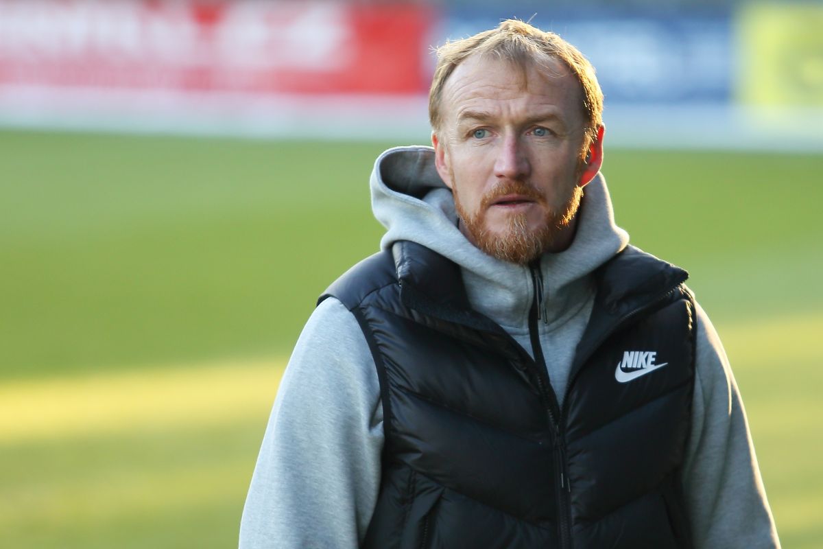 Sami jsme se nechali zatla�it, mrzelo Dost�lka po poh�rov� proh�e