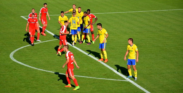 Zbrojovka ve Zl�n� veden� neudr�ela. �evci oto�ili z�pas v oslaben�