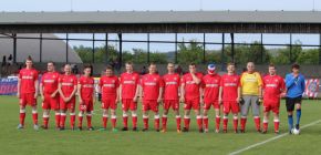 Souboj fanou�k� p�inesl 12 branek