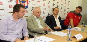 Co fanou�ky �ek� v nejbli��� dob�?