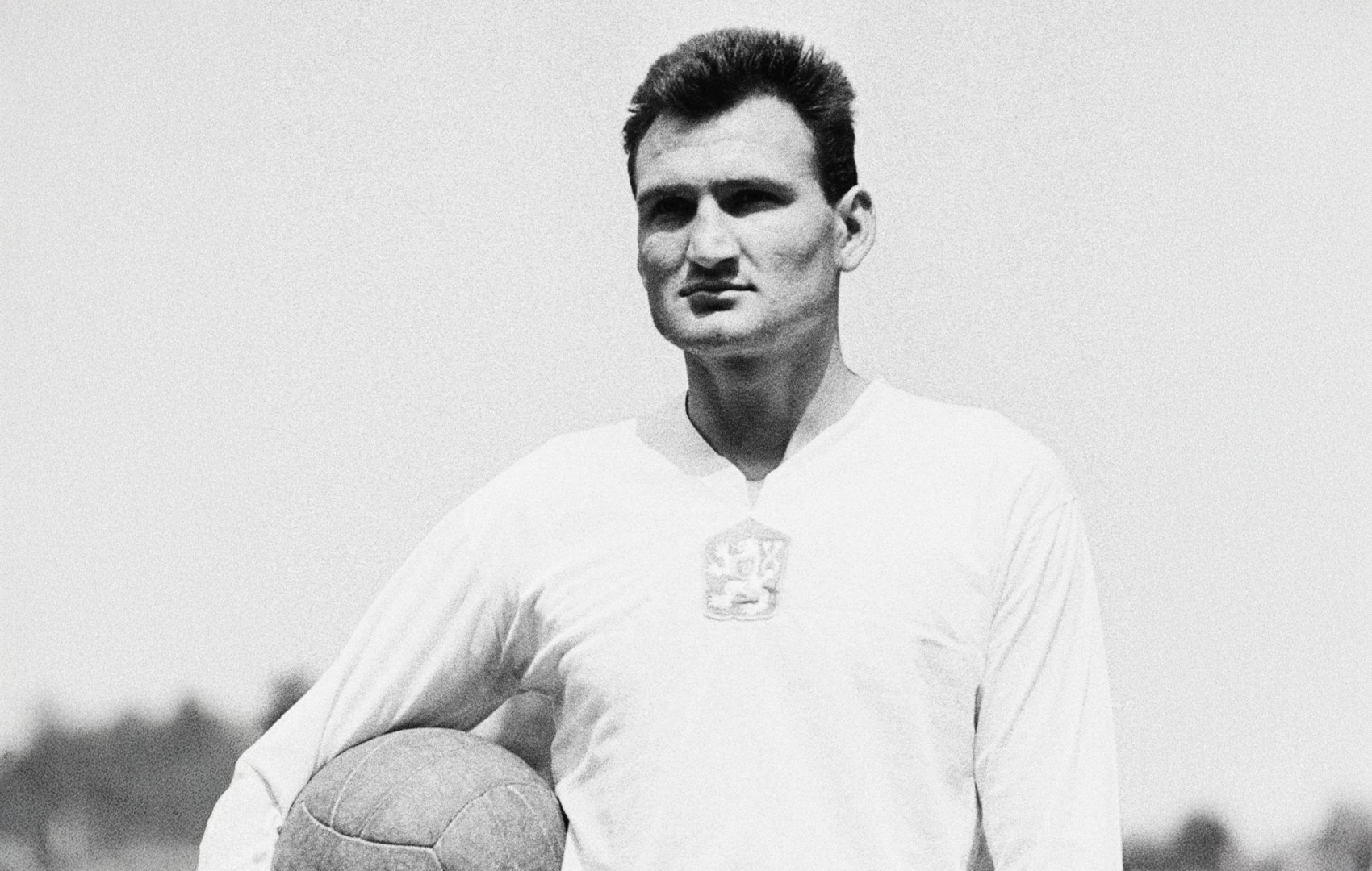 Franti�ek Schmucker: Legend�rn� brank�� by oslavil 85. narozeniny