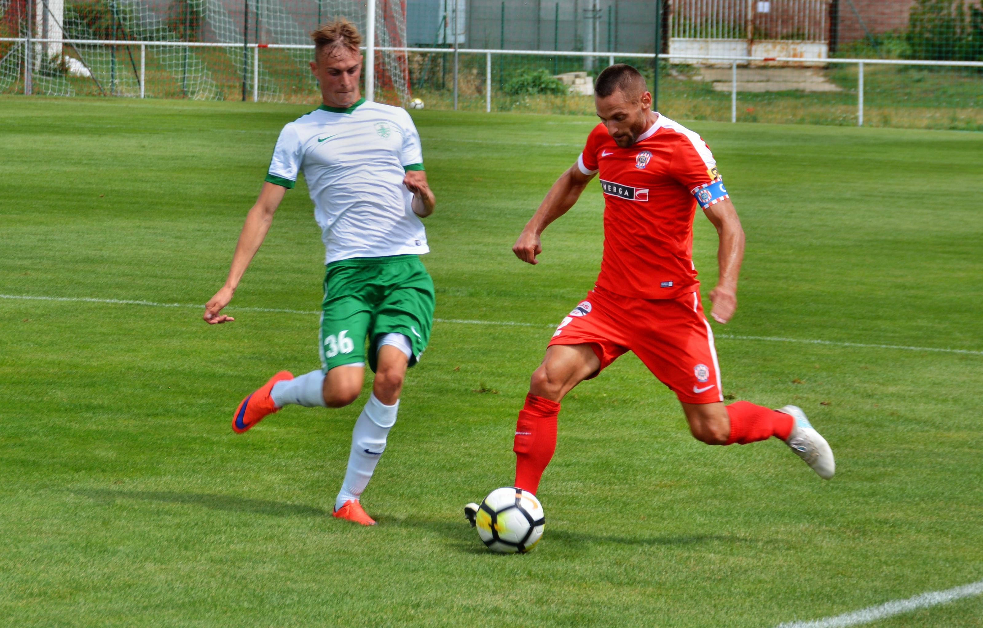 Zbrojovka st�hla dvoubrankov� manko a remizovala se Skalicou 2:2