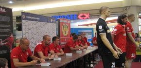 Nov� dresy pok�t�ny!