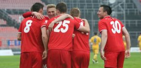 D�le�it� v�hra! Zbrojovka dv�ma brankami Pa�ka porazila Jihlavu