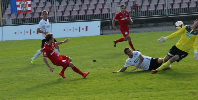 V��il jsem, �e se n�m povede vyrovnat, smutnil S�kora