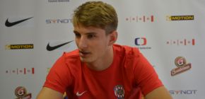 Seb�hlo se to hodn� rychle, hovo�� o sv�m p��chodu Chrien