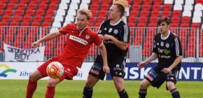 Juniorka zdolala Duklu a posko�ila na prvn� p���ku