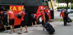 P��prava zah�jena, Zbrojovka odjela na kondi�n� soust�ed�n� do Uhersk�ho Brodu