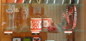 L�stky na Zbrojovku se�enete i v trafik�ch Valmont