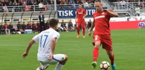 Kapit�n Pol�k proti Spart� - v roli stopera p�isp�l k rem�ze