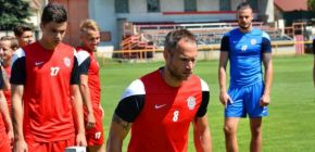 FOTO, VIDEO: Soust�ed�n� v Uhersk�m Brod� je v pln�m proudu