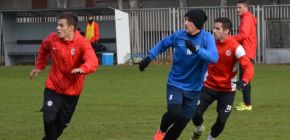 Zbrojov�ci se p�ipravuj� na posledn� z�pasy podzimu