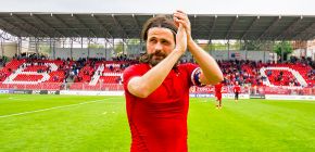 VIDEO, FOTO: Sobotn� rozlu�ka s kapit�nem