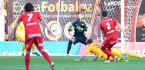 �ek�n� na g�l pokra�uje. Zbrojovka se roze�la bez branek i s Duklou