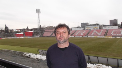 T�m nejv�ce pot�ebuje zlep�it vnit�n� komunikaci, mysl� si nov� asistent Grmela