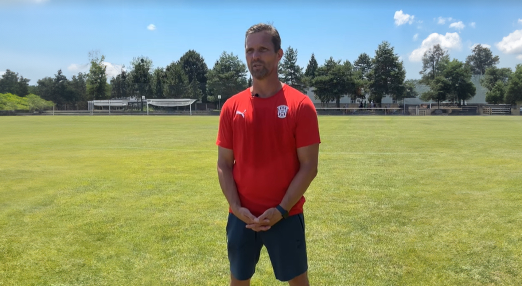 VIDEO: Tren�r Hynek po utk�n� se Slov�ckem