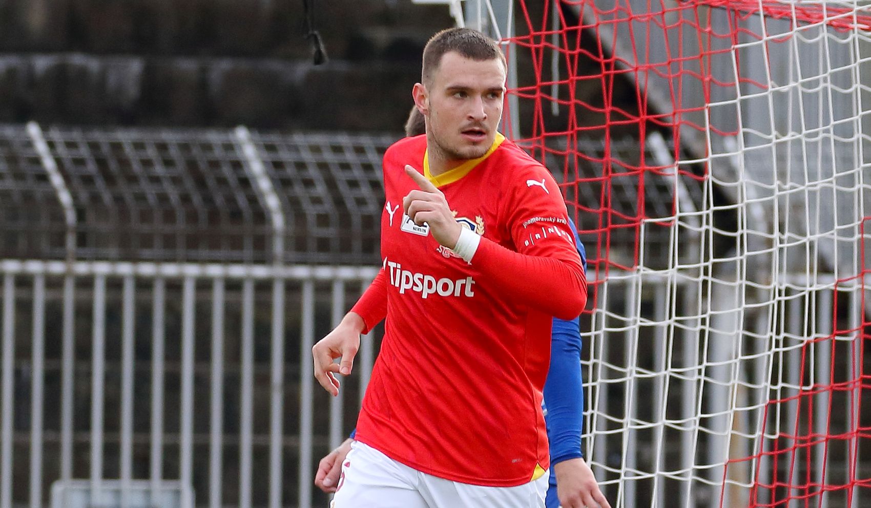 Adam Kronus z�st�v� ve Zbrojovce