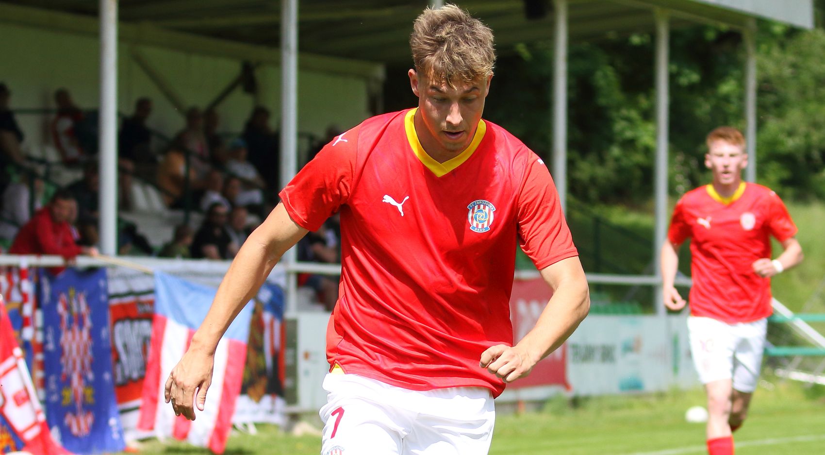 B��ko se z Hlu��na vrac� bez bod�