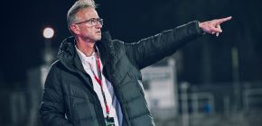 Tren�r Mach�lek po proh�e s Pardubicemi