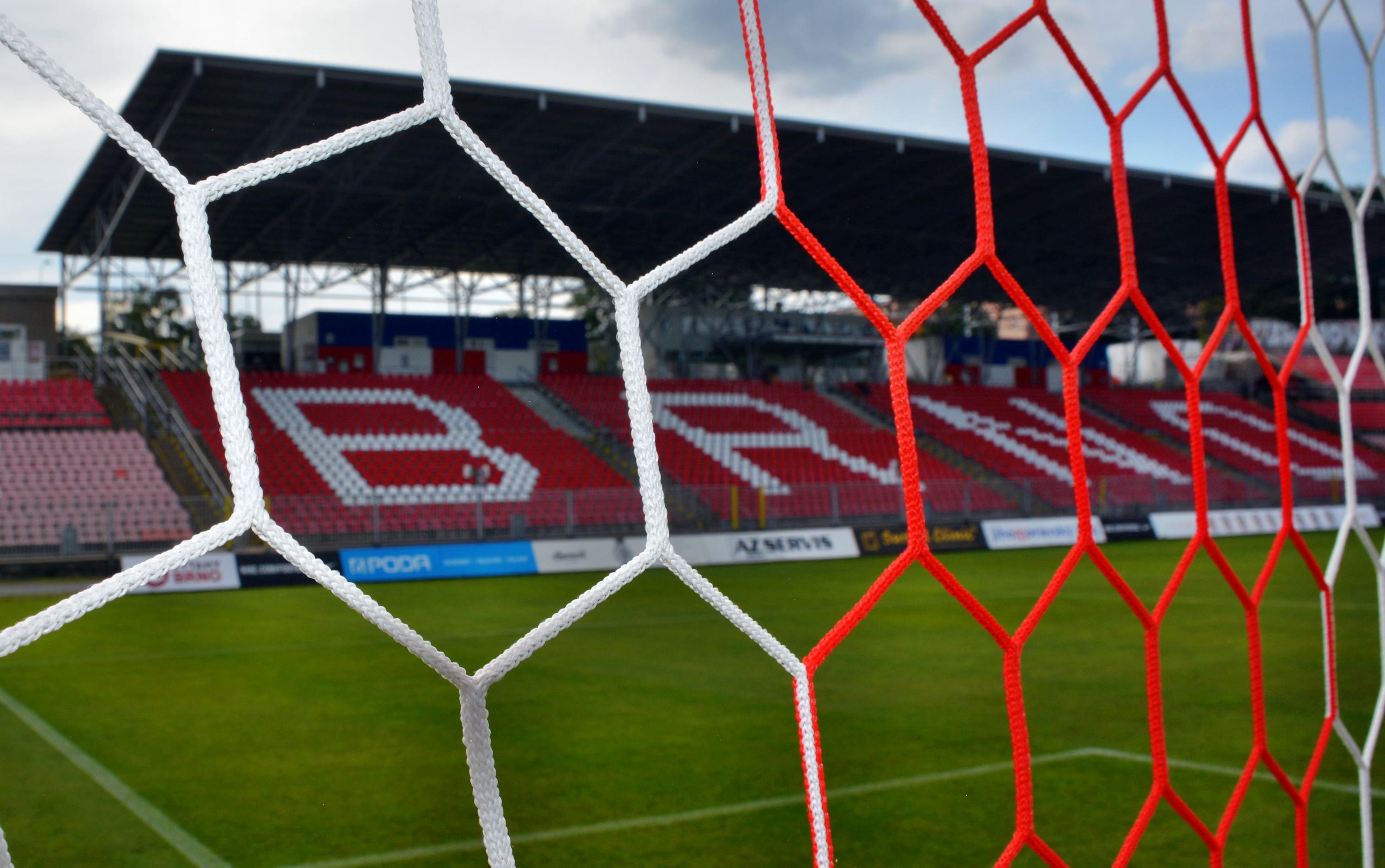 Souhrn z�pas� t�m� Zbrojovky