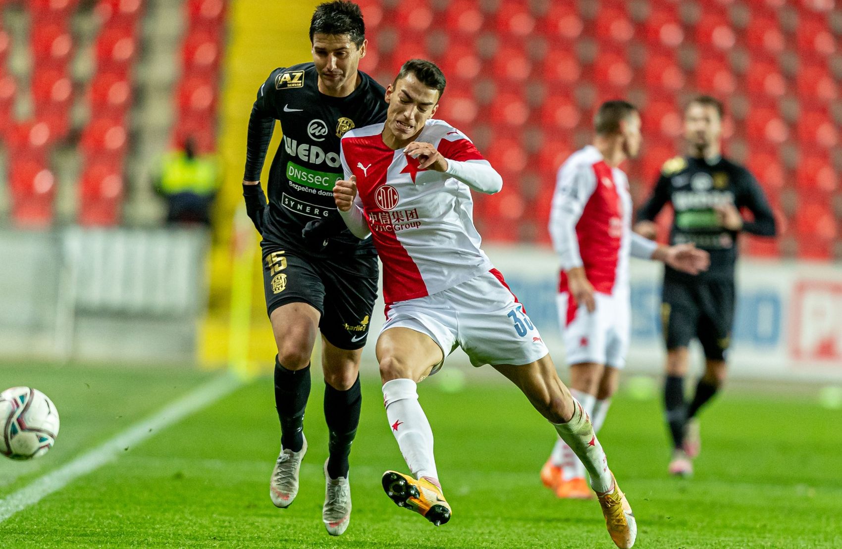 Jakub �ural vyst�elil Zbrojovce v Edenu cenn� bod!