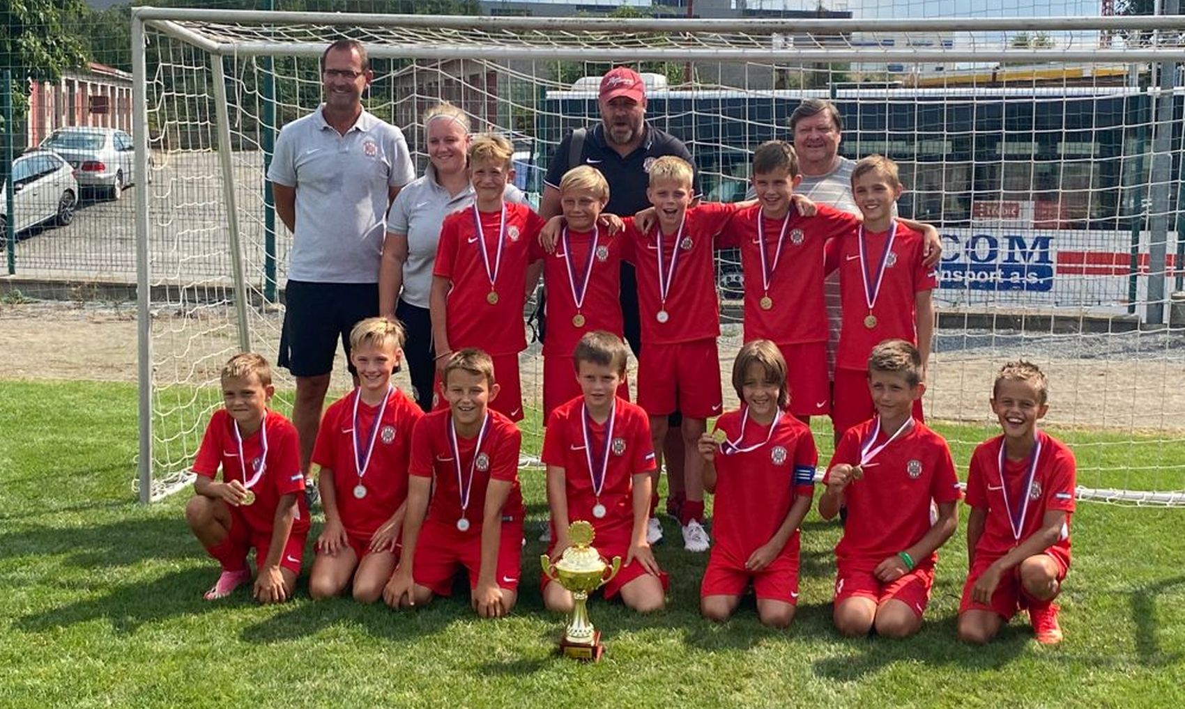 U11: Zbrojovka ovl�dla turnaj T�eb�� Open!