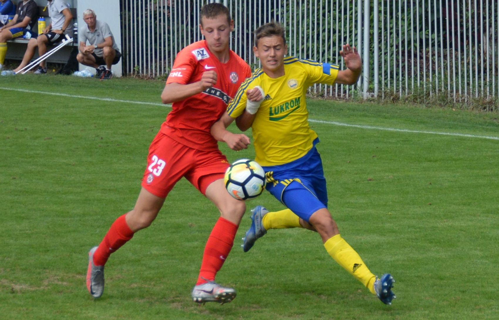 U17: Zbrojovka vyhr�la na Slov�cku 2:1