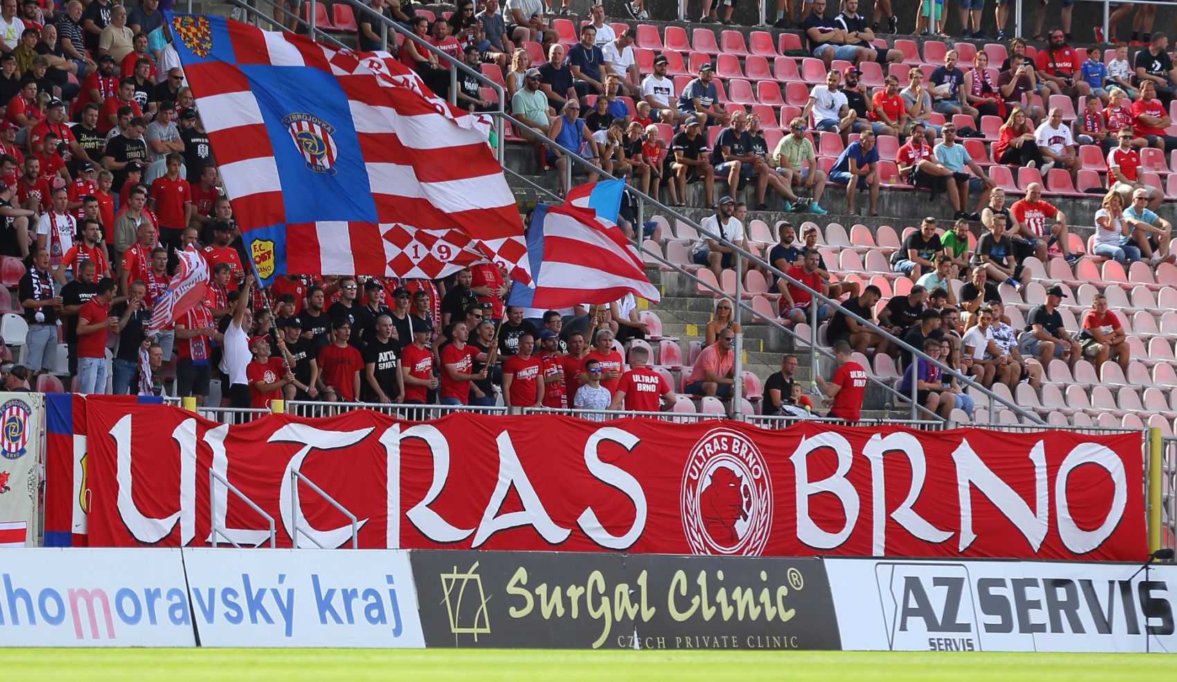 Galap�edstaven� na Srbsk�, Zbrojovka p�ehr�la Boleslav a je prvn�