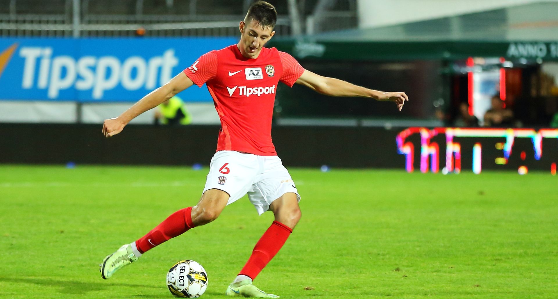 Luk� Endl prodlou�il ve Zbrojovce smlouvu!