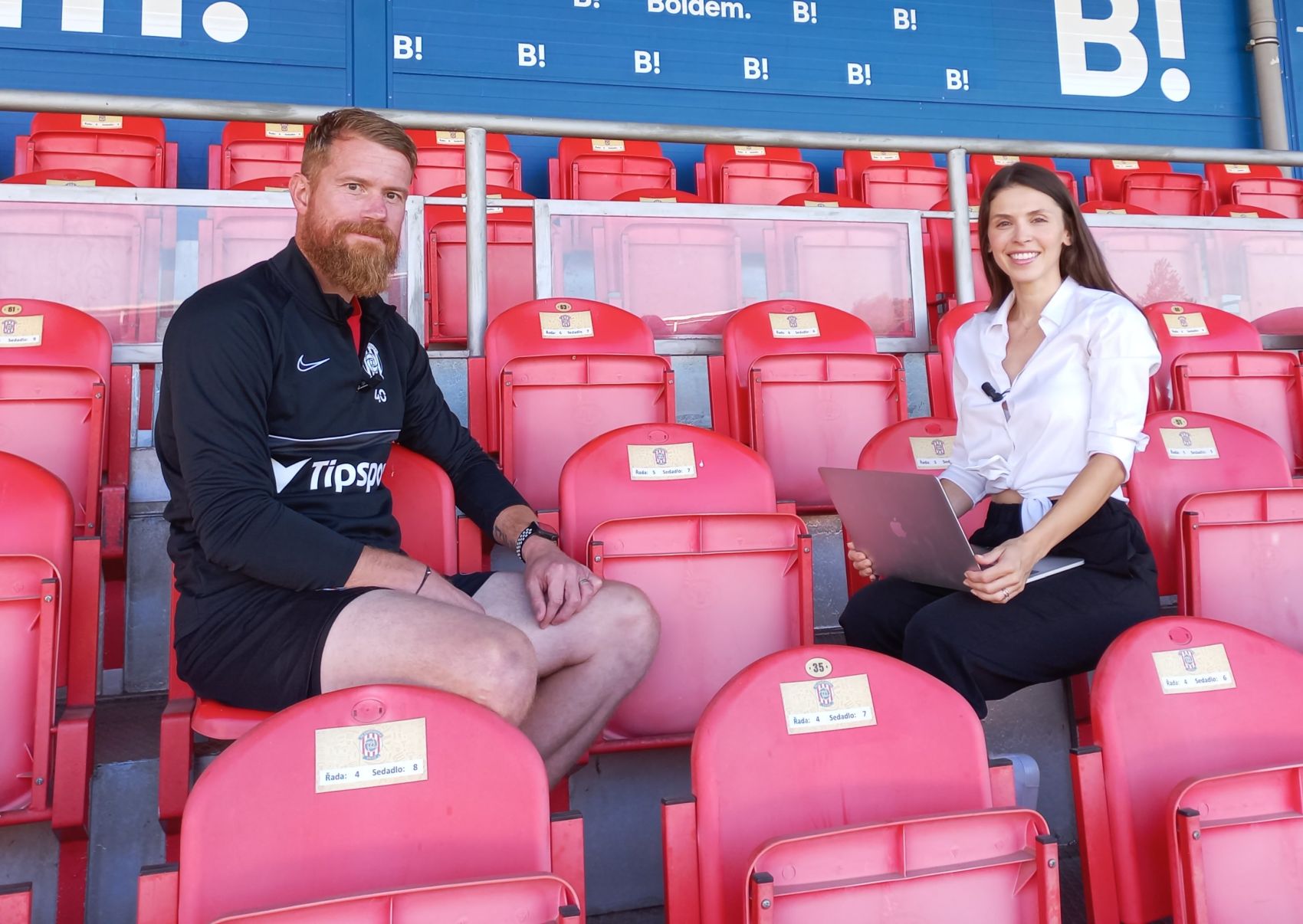 STUDIO FLINTA: Rozhovor s Vlastimilem Hrub�m!