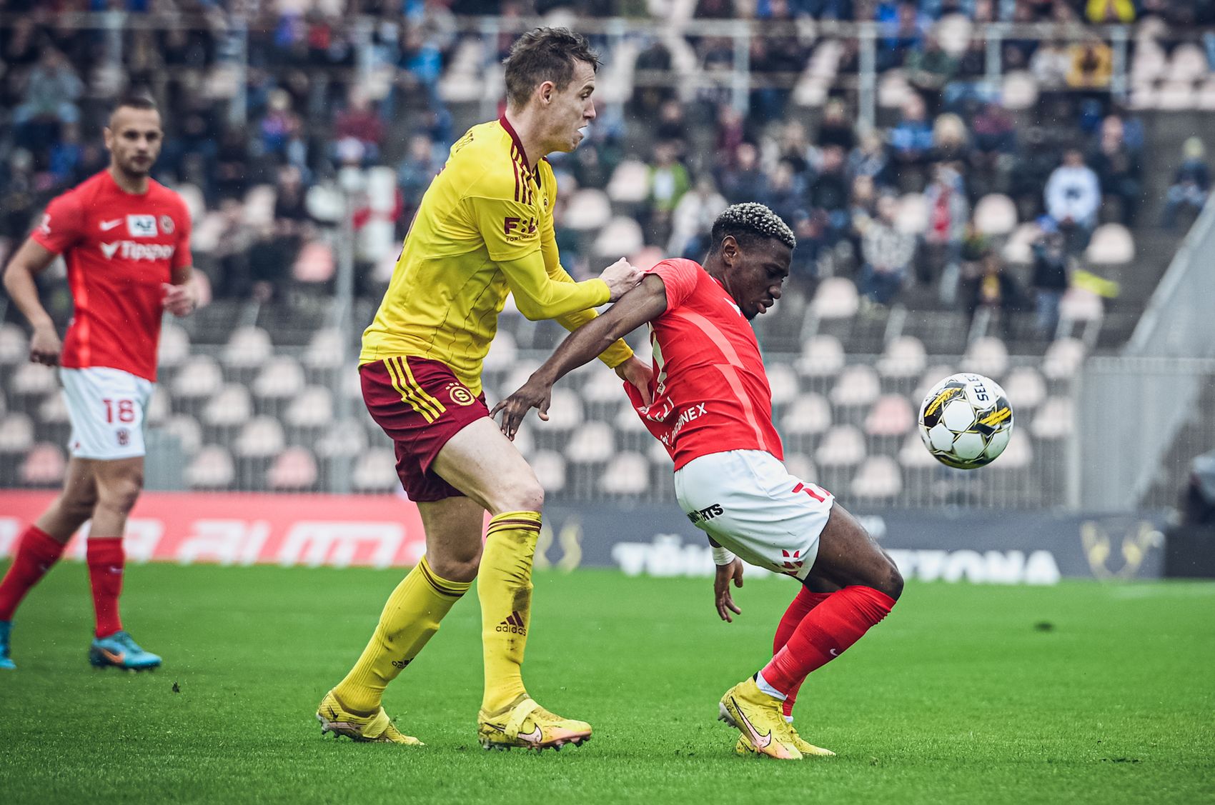 Zbrojovka v zapln�n� ADAX INVEST Aren� podlehla Spart�