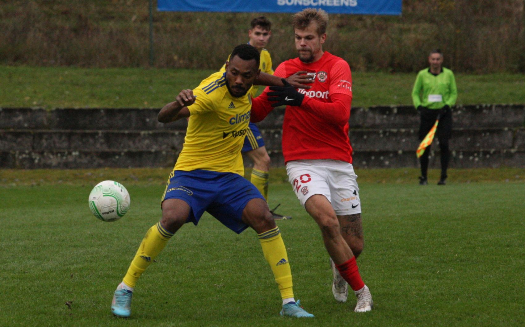 Zbrojov�ci na �vod Tipsport ligy vyhr�li ve Zl�n�