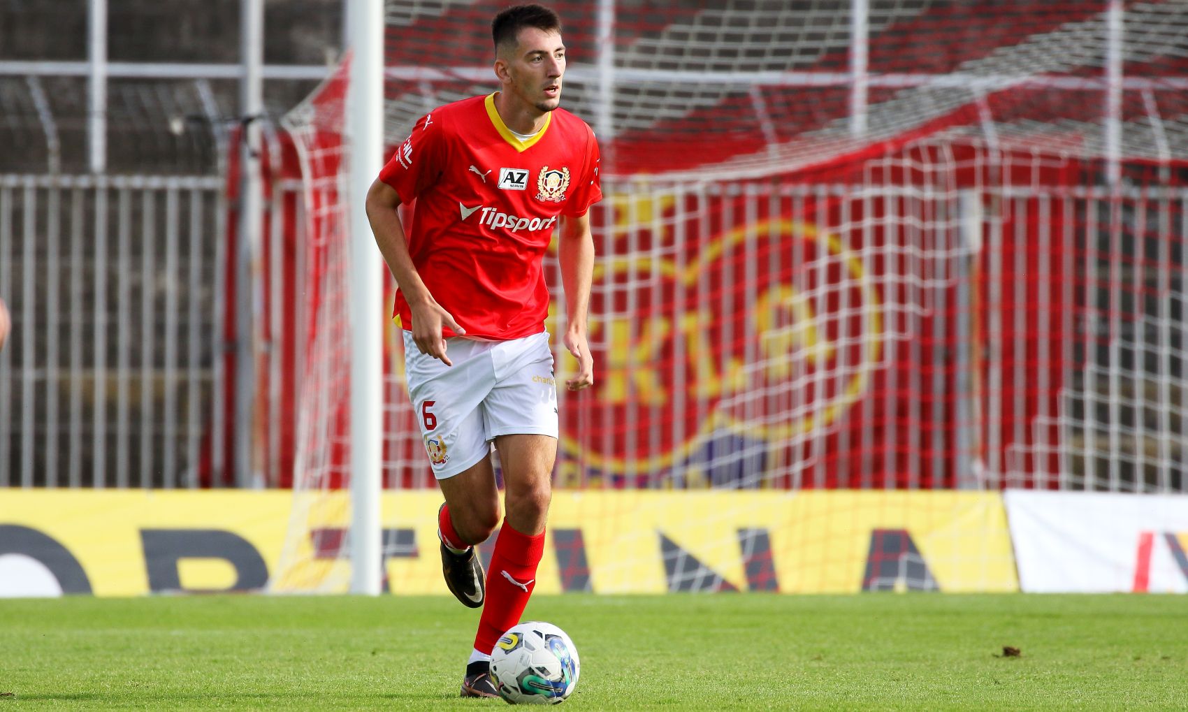 ROZHOVOR:  Vzadu to mus�me ust�t, ��k� Endl